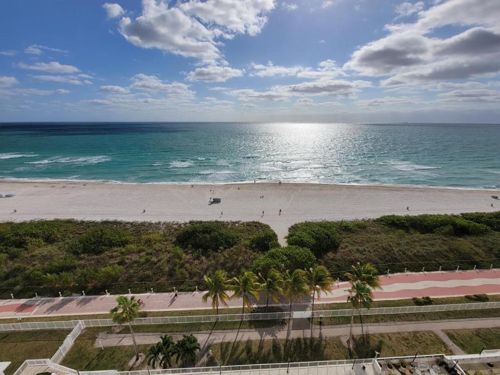 Coconut Grove Green Day'S Apartment Miami Exterior photo